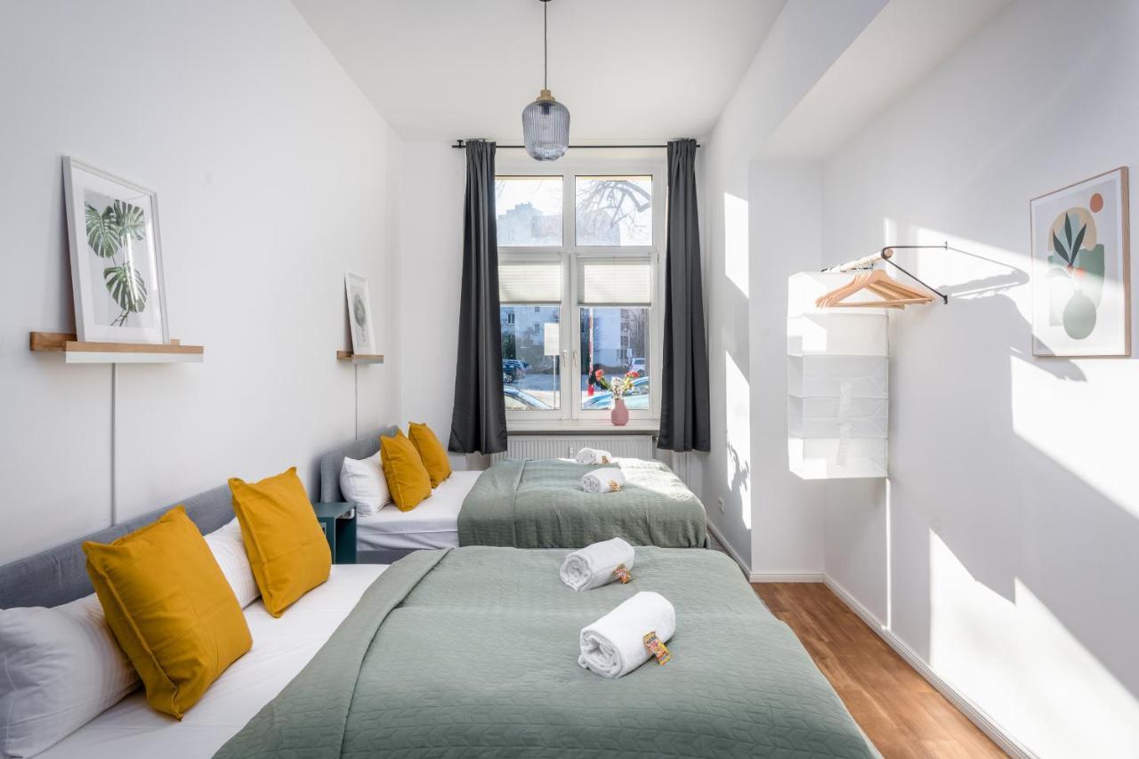 ברלין Sonnig & Helle Wohnung Alexanderplatz In 15Min Zu Erreichen, Herthastrasse Sehr Schoen Und Gross Fuer Gruppen Geeignet מראה חיצוני תמונה