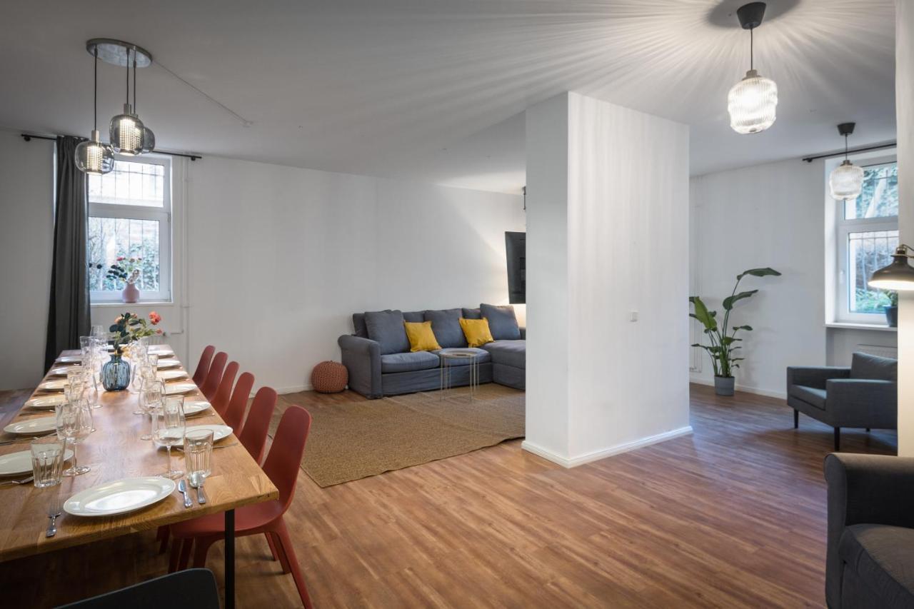 ברלין Sonnig & Helle Wohnung Alexanderplatz In 15Min Zu Erreichen, Herthastrasse Sehr Schoen Und Gross Fuer Gruppen Geeignet מראה חיצוני תמונה